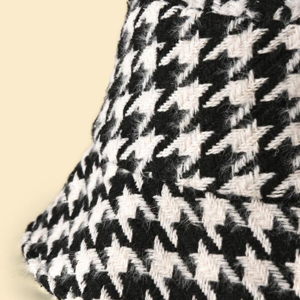 CHIC DOLLZ Houndstooth Bucket Hat -black - Picture 10 of 12